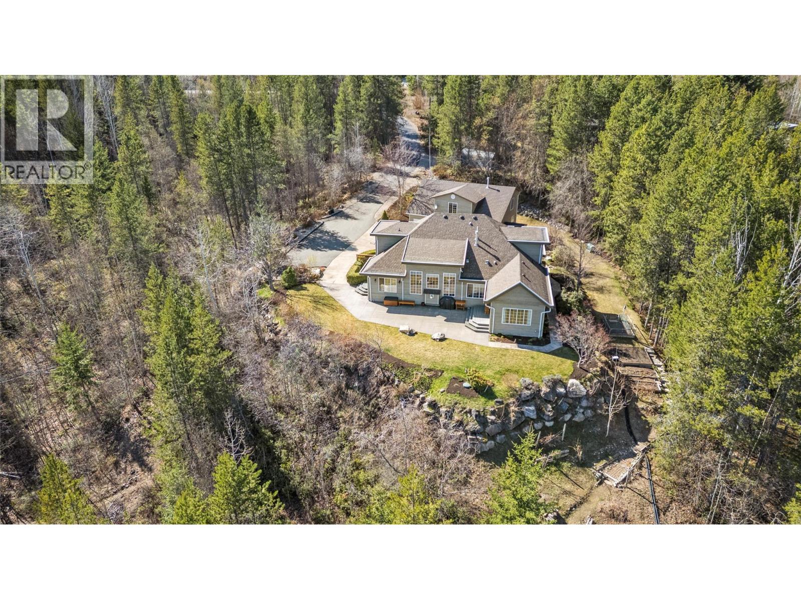 3800 60 STREET NW - 60