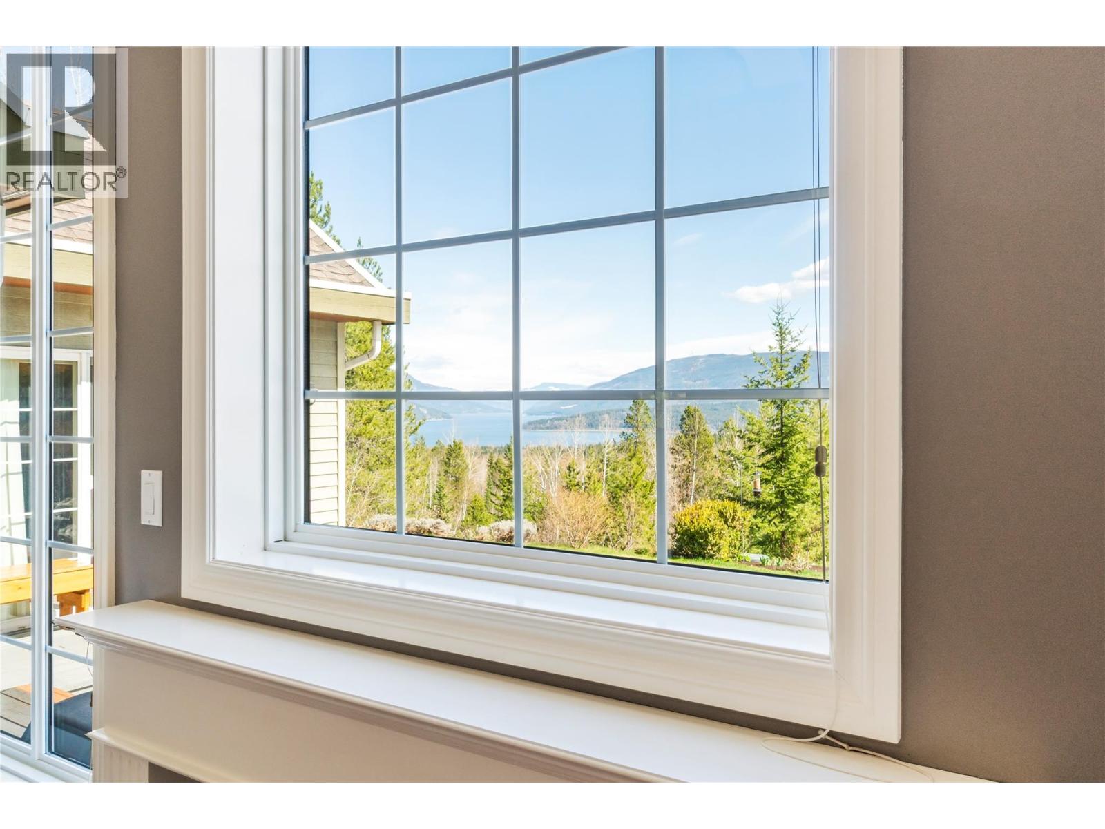 3800 60 STREET NW - 9