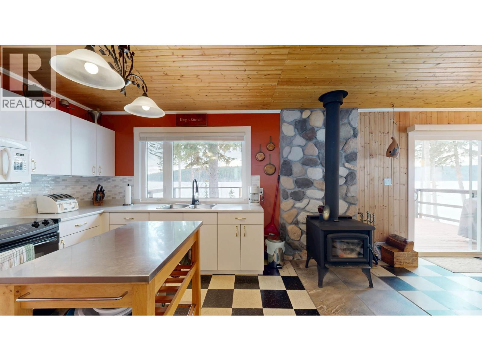 5780 TIMOTHY LAKE ROAD - 16