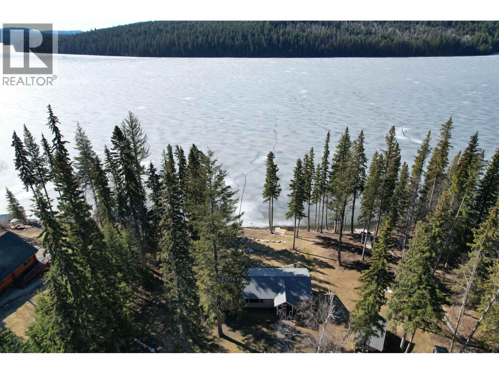 5780 TIMOTHY LAKE ROAD, 100 Mile House