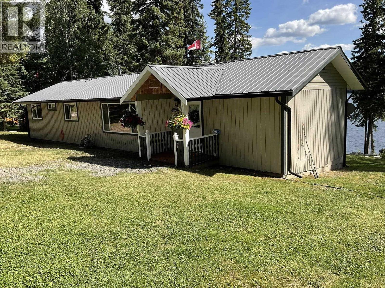 5780 TIMOTHY LAKE ROAD, 100 Mile House