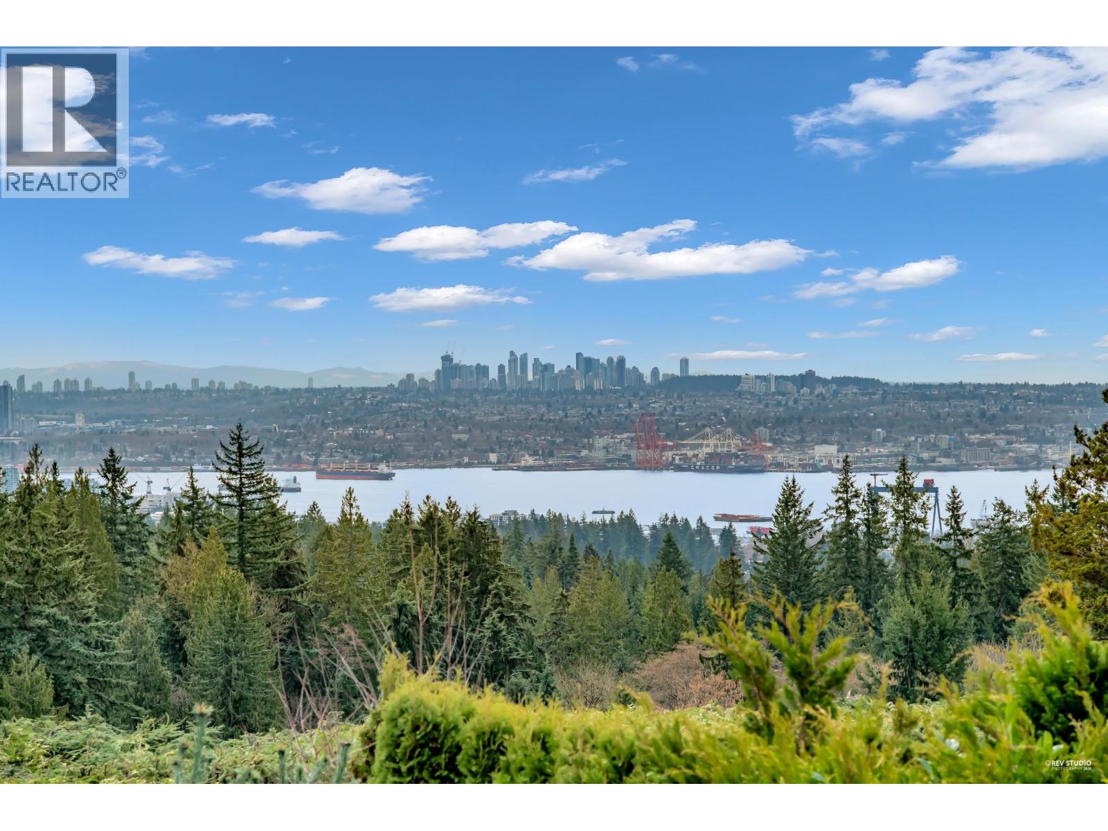 715 KING GEORGES WAY, West Vancouver