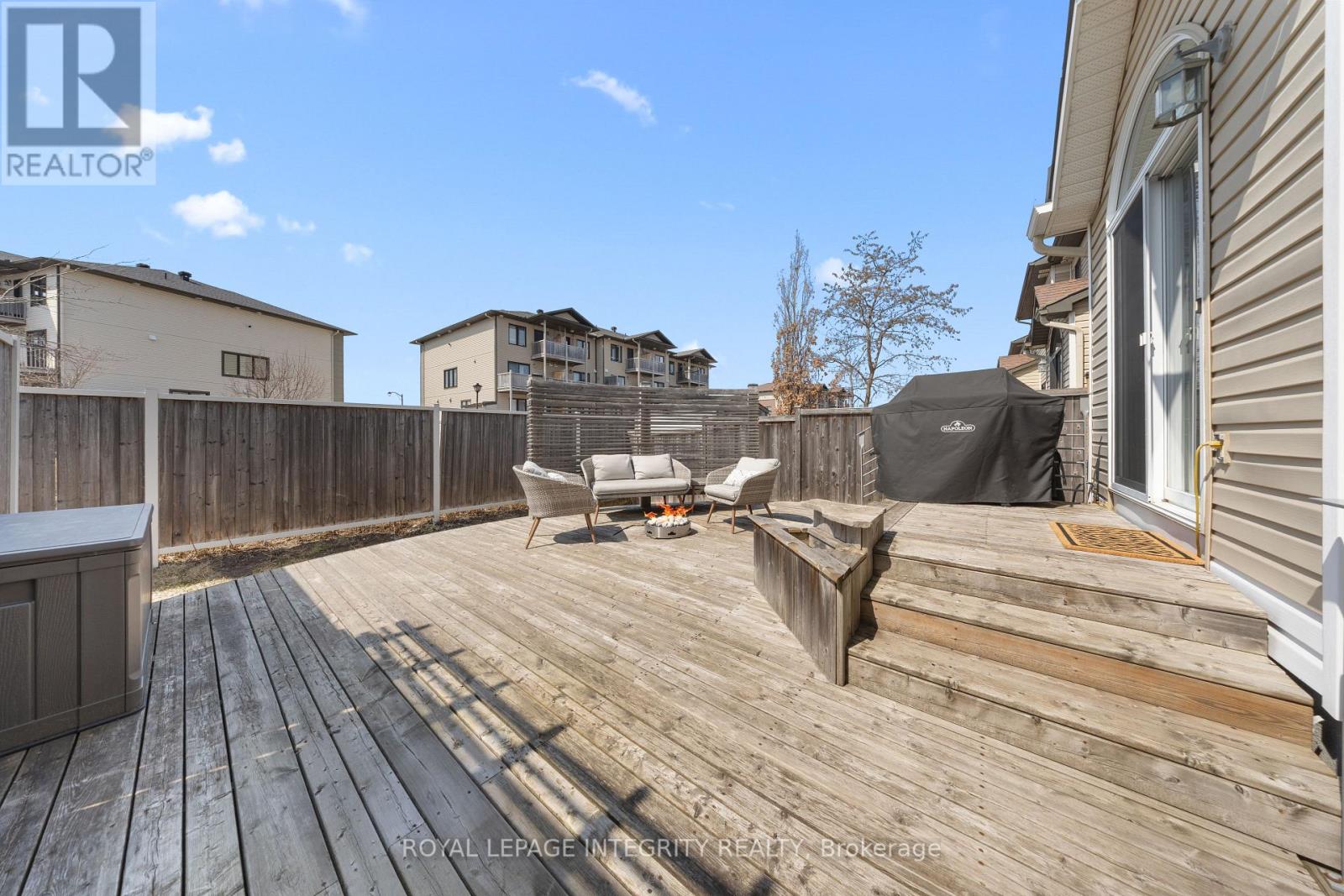 356 RAVENSWOOD WAY — photo 34