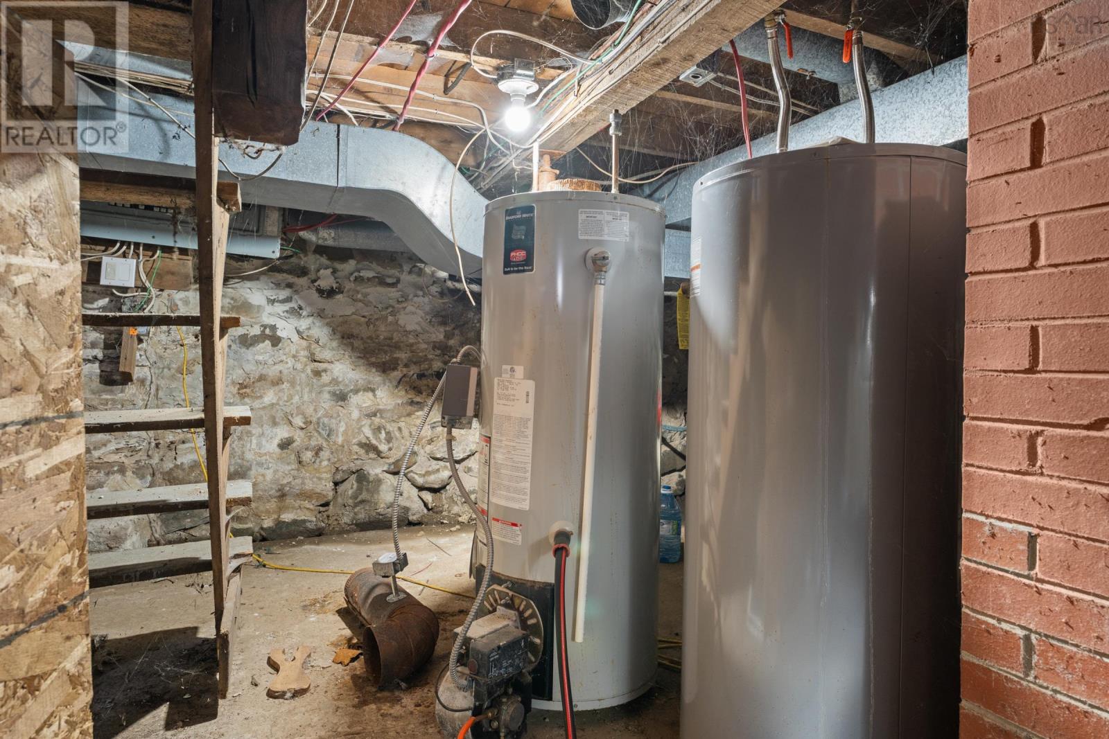 Property 22 of 44 of 1089 Greenville Road