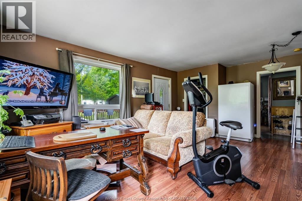 633 Point Pelee DRIVE - 5