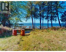1103 Sunset Trail, Savary Island, BC V0N2G0 Photo 12
