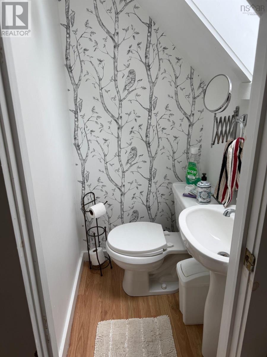 Property 15 of 33 of 432 Aberdeen Road