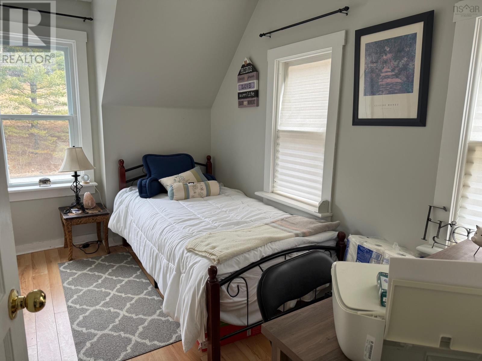 Property 18 of 33 of 432 Aberdeen Road