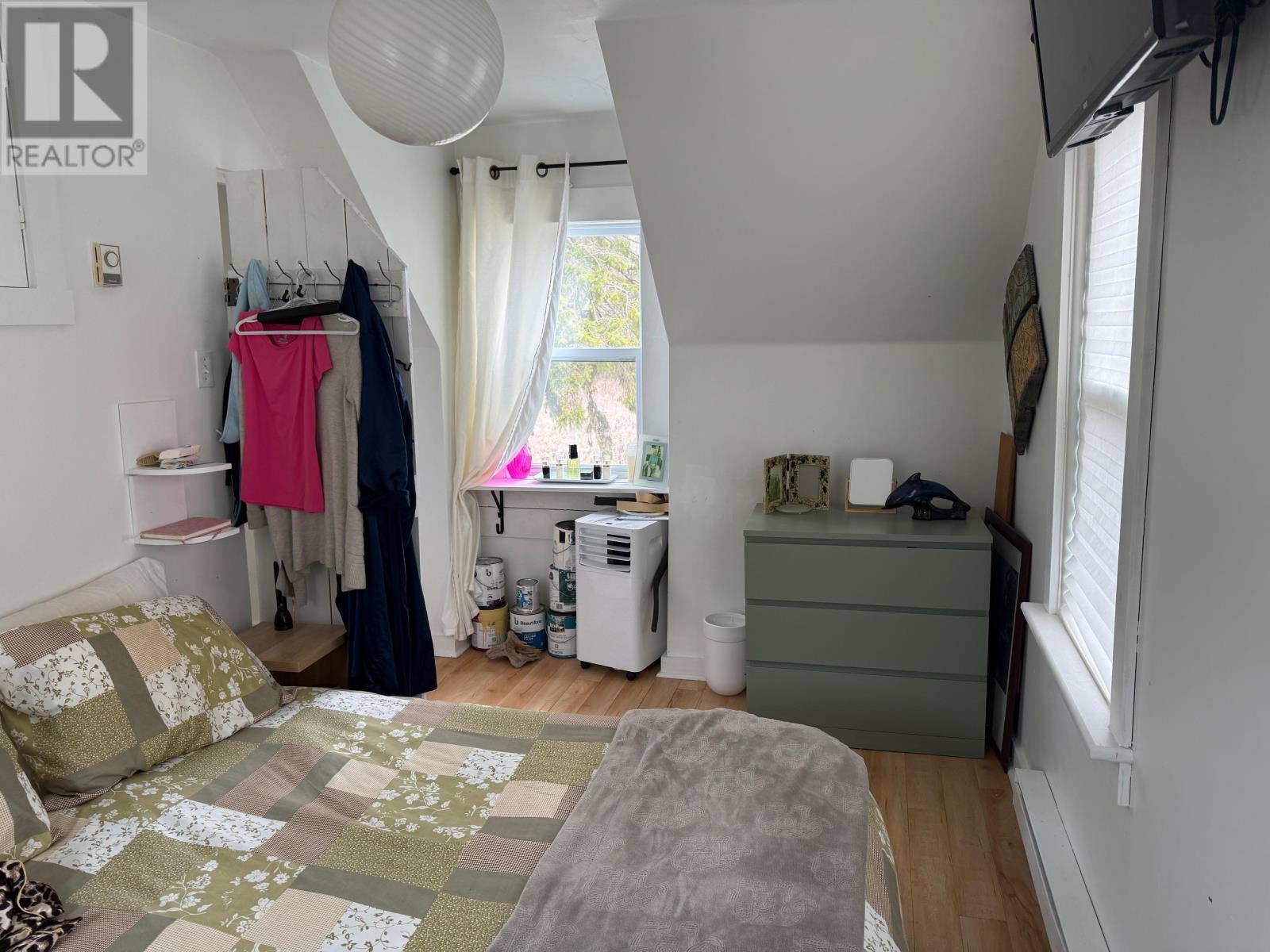 Property 22 of 33 of 432 Aberdeen Road