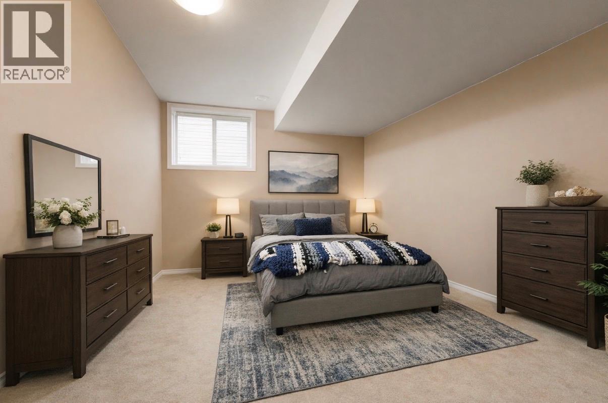 #6 3512 RIDGE BOULEVARD - 9