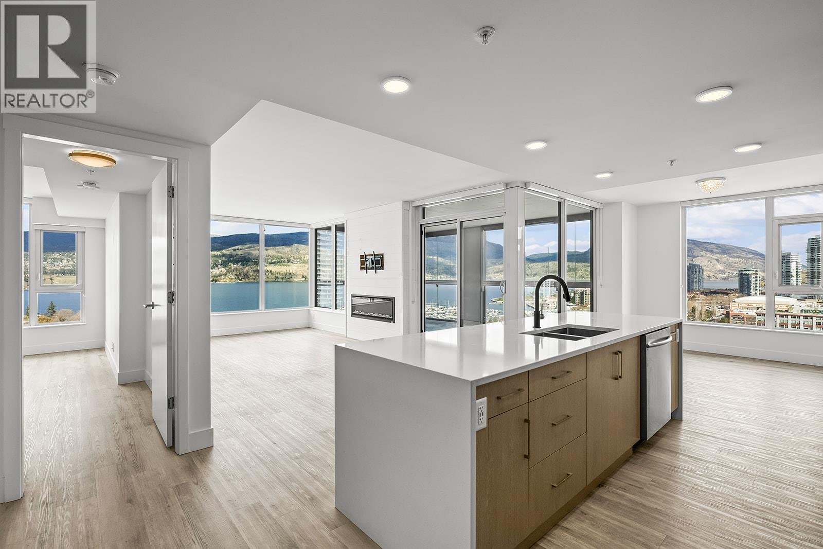 #1909 1588 ELLIS STREET - 3