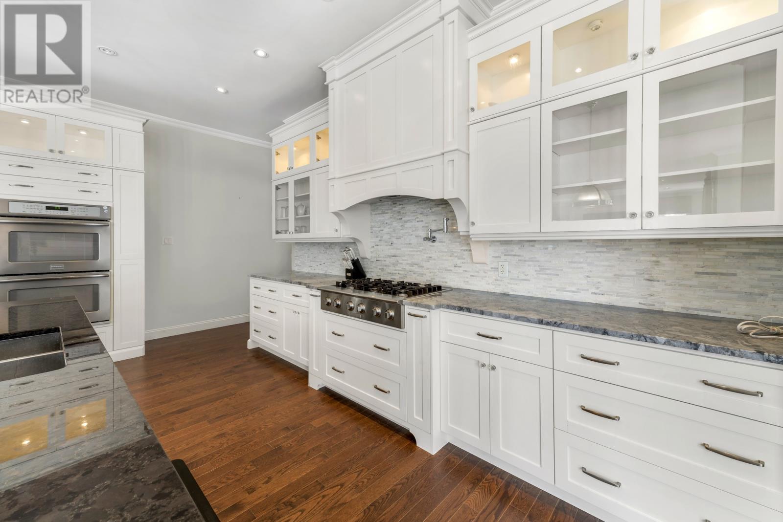 27 Stonebridge Place — photo 15