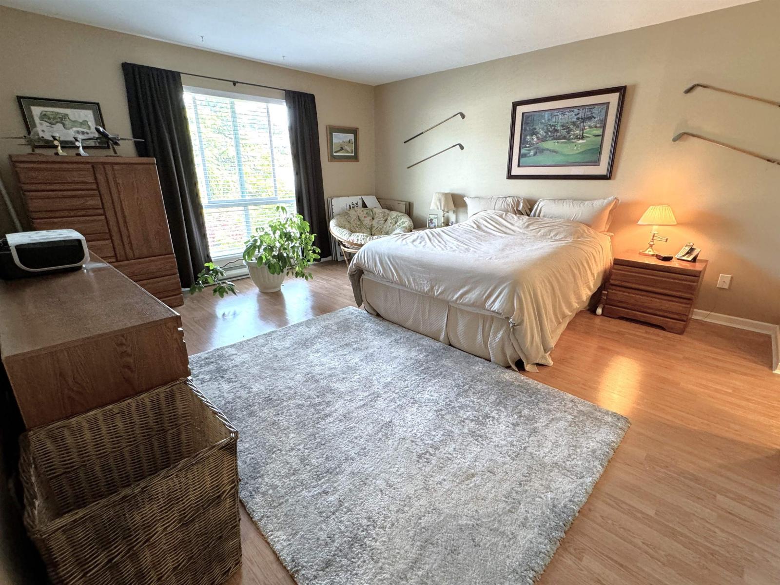 317 15875 MARINE DRIVE, White Rock