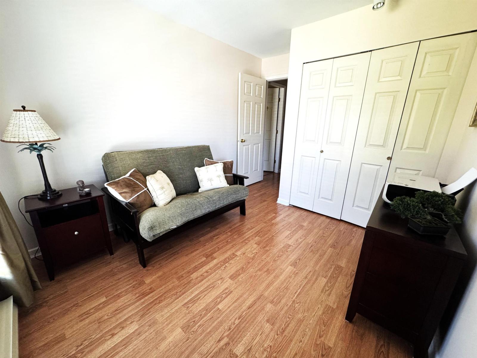 317 15875 MARINE DRIVE, White Rock