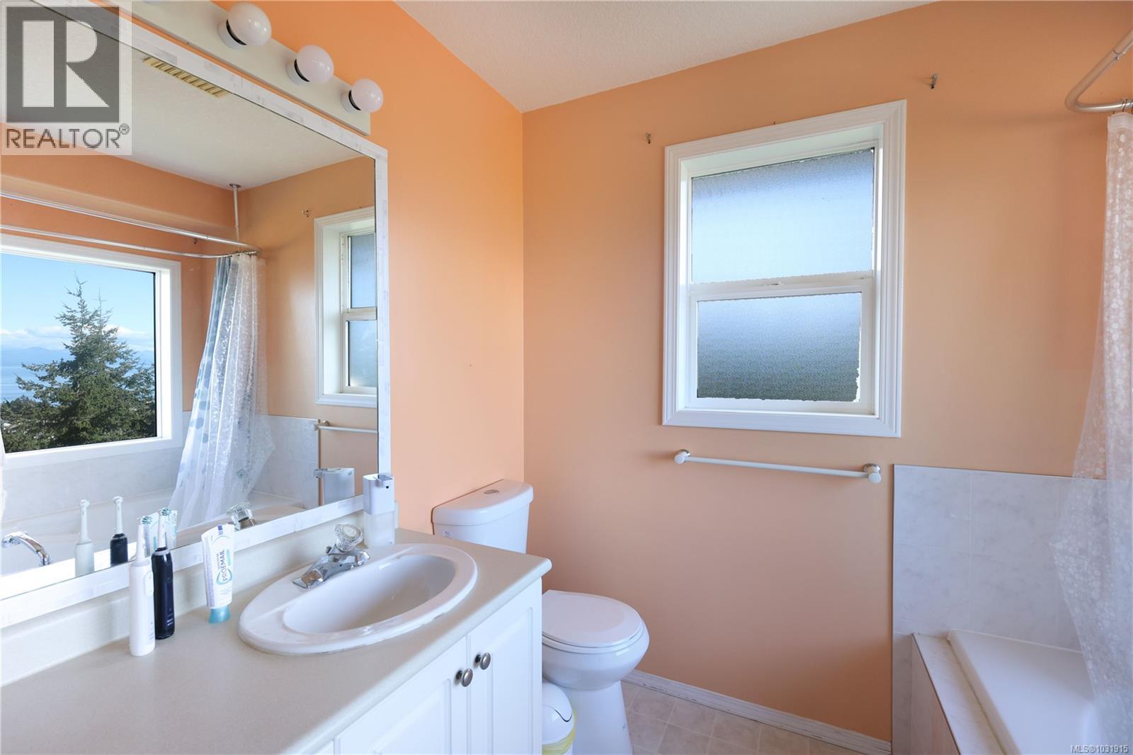 4718 LAGUNA WAY - 22