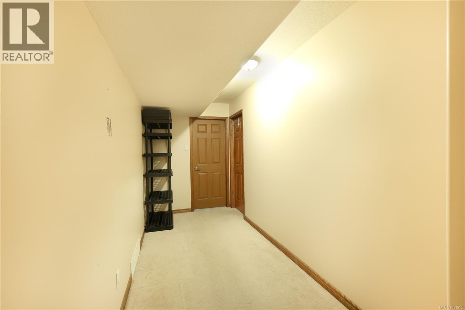 4718 Laguna Way - 30