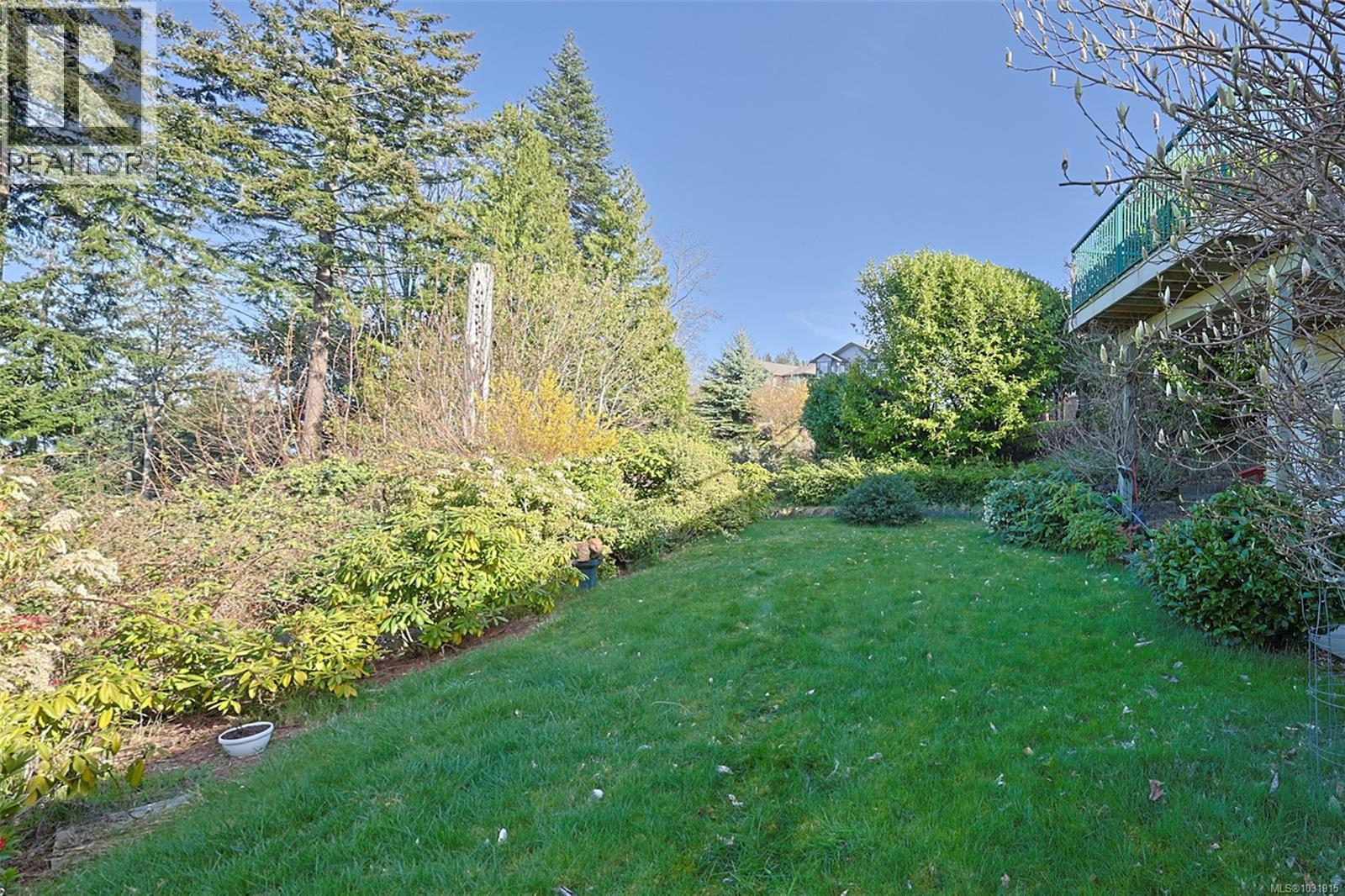4718 Laguna Way - 44
