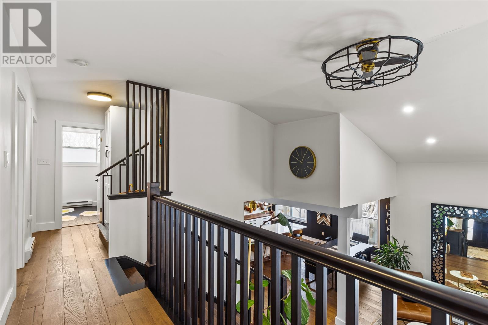 24 Eastview Crescent — photo 35