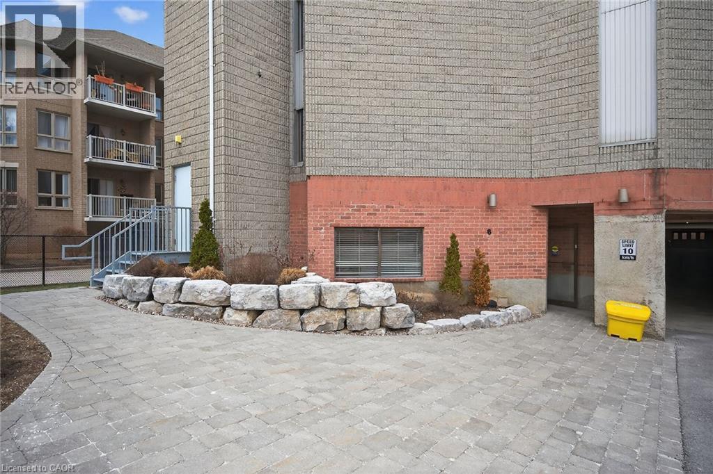 6 NIAGARA Street Unit# 208, Grimsby, Ontario, L3M5A4 — Photo 44