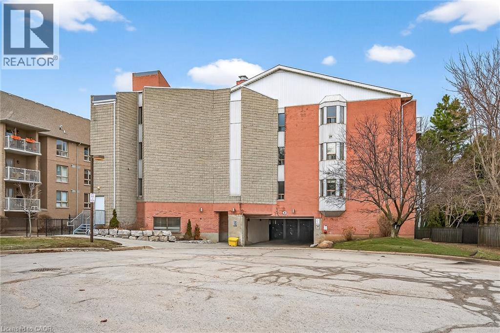 6 NIAGARA Street Unit# 208, Grimsby, Ontario, L3M5A4 — Photo 43