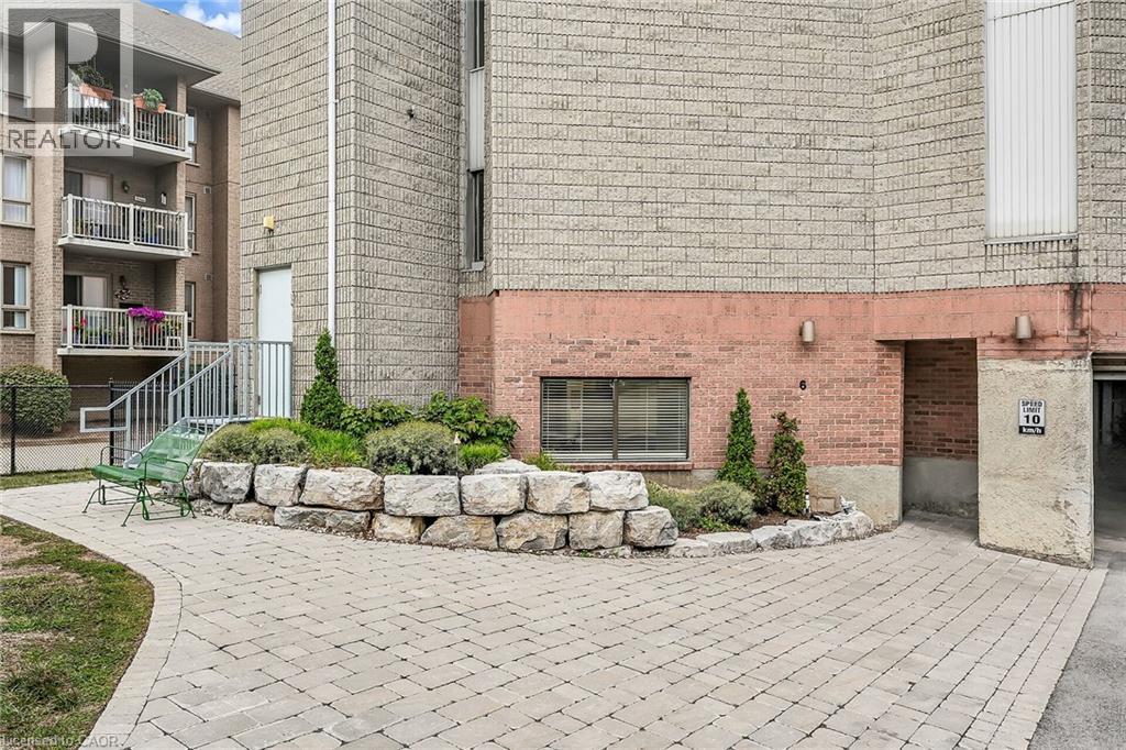 6 NIAGARA Street Unit# 208, Grimsby, Ontario, L3M5A4 — Photo 45