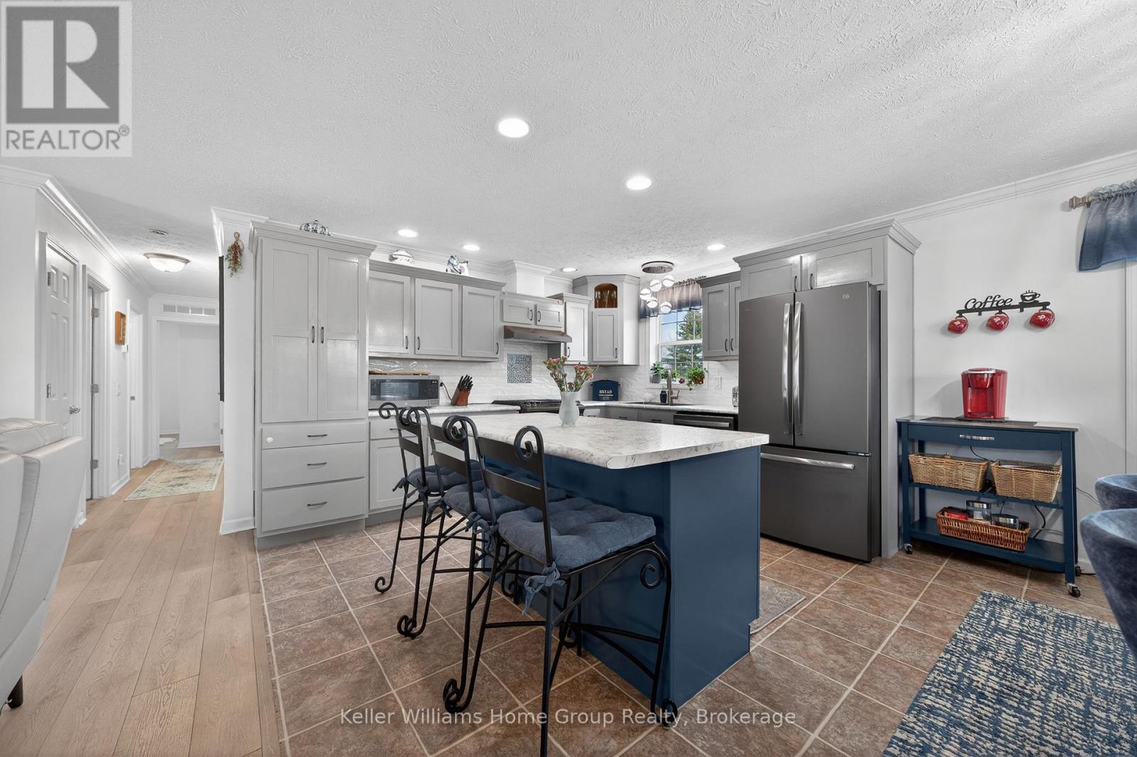 133 PARKVIEW CIRCLE - 22