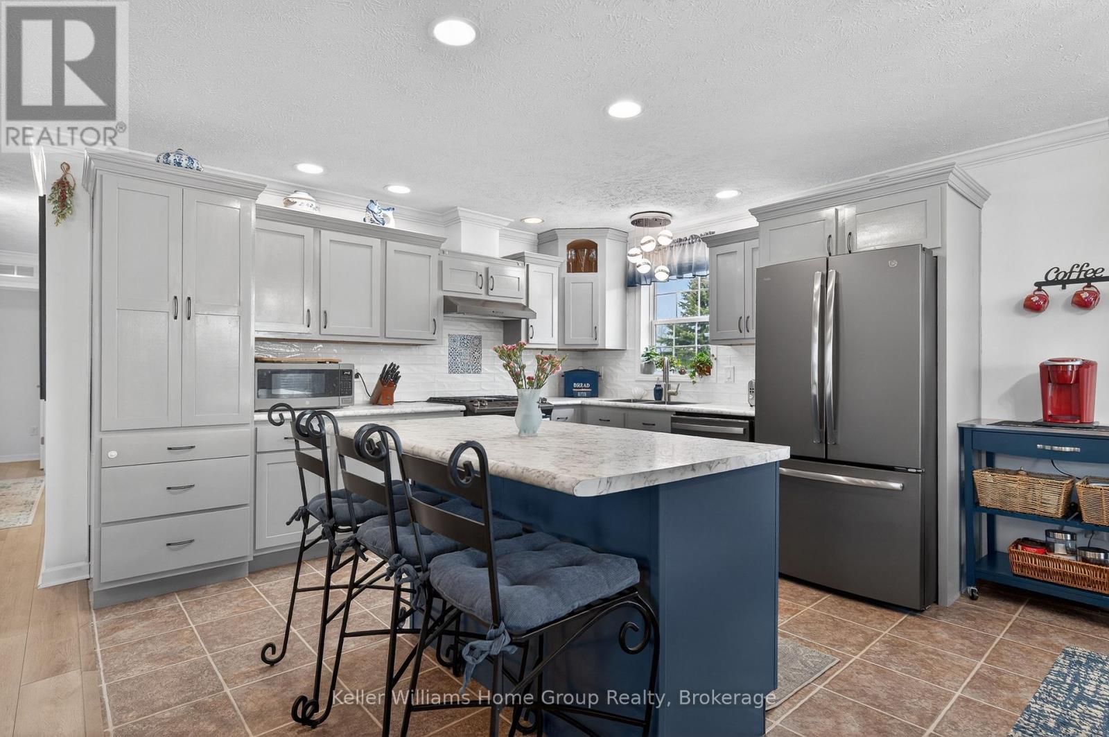 133 PARKVIEW CIRCLE - 23