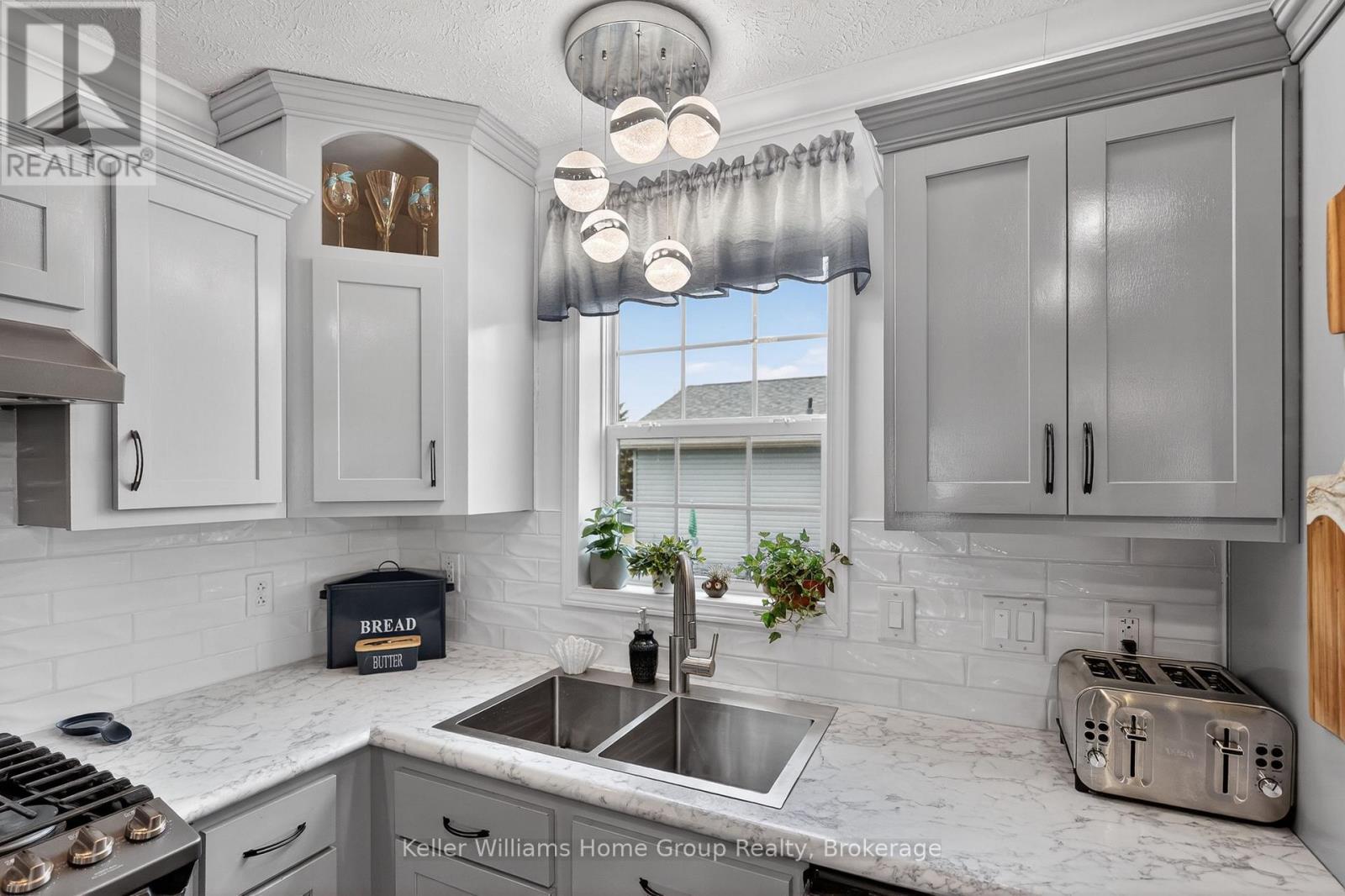 133 PARKVIEW CIRCLE - 27