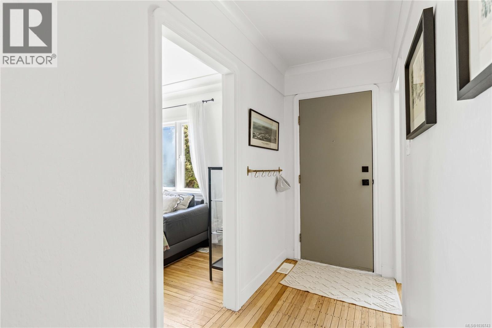 958 TATTERSALL DR - 6