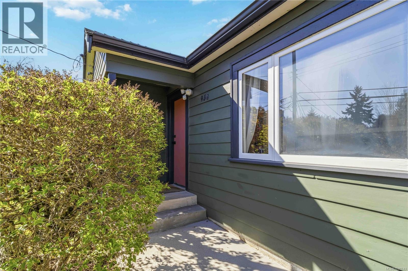 958 TATTERSALL DR - 5