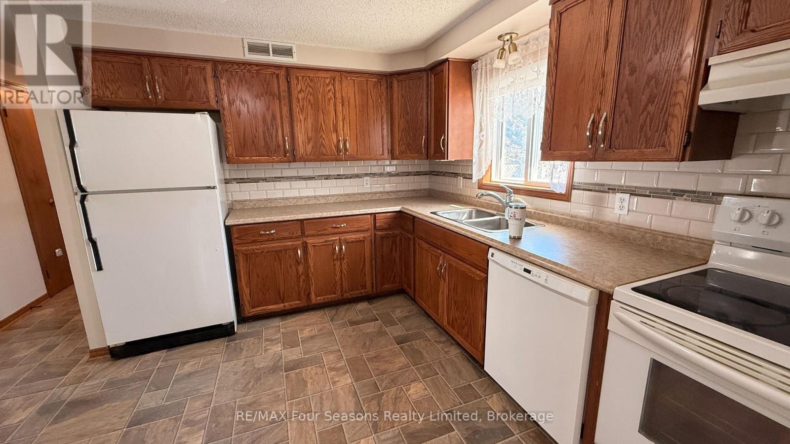 317 BRICKER STREET - 12