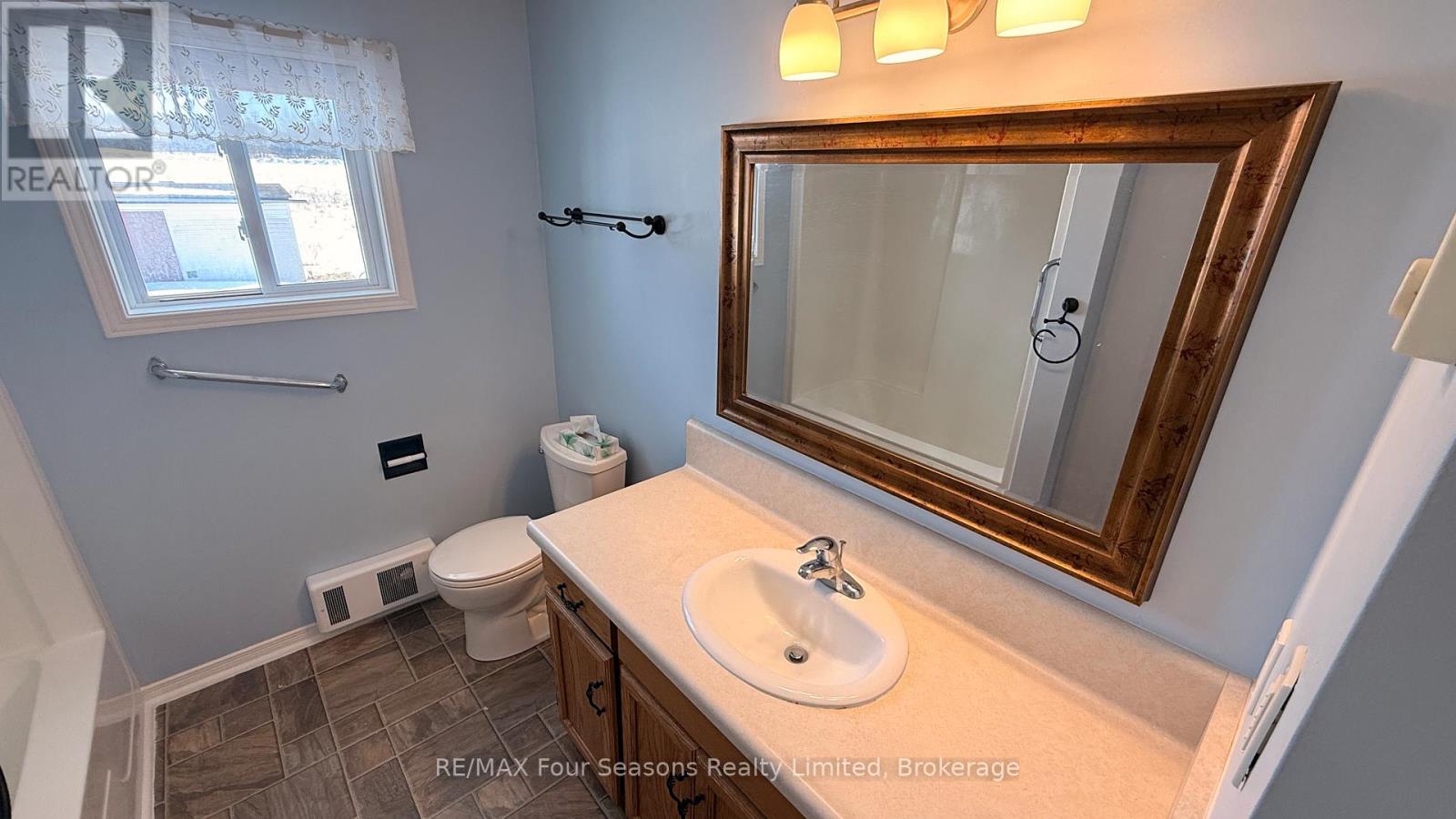 317 BRICKER STREET - 16
