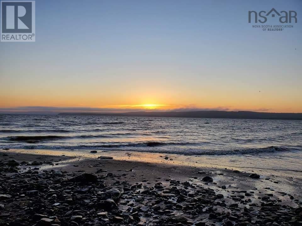 Property 2 of 30 of 8865 8869 Hwy 101 Highway