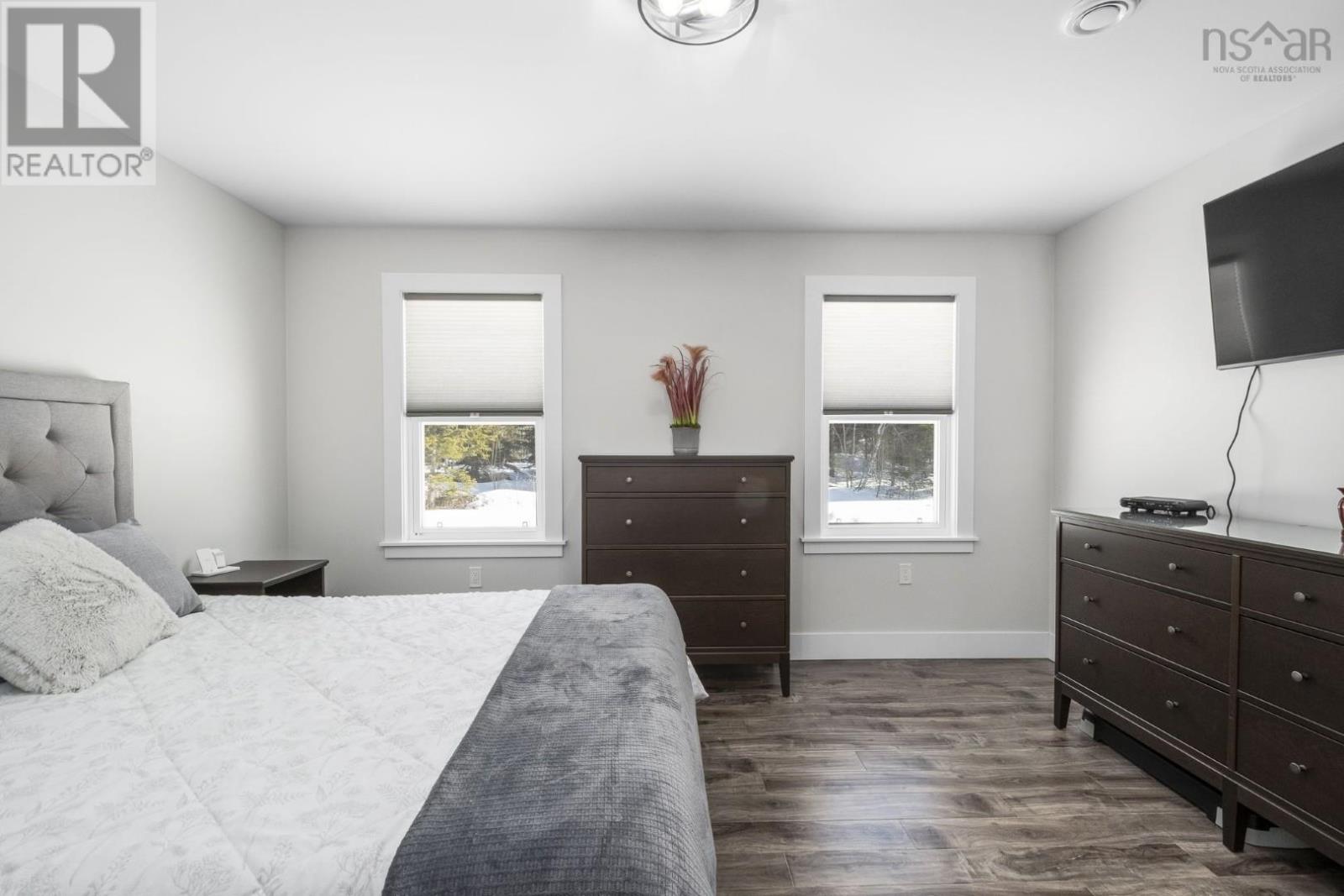 Property 22 of 51 of 190 Loon Point Trail