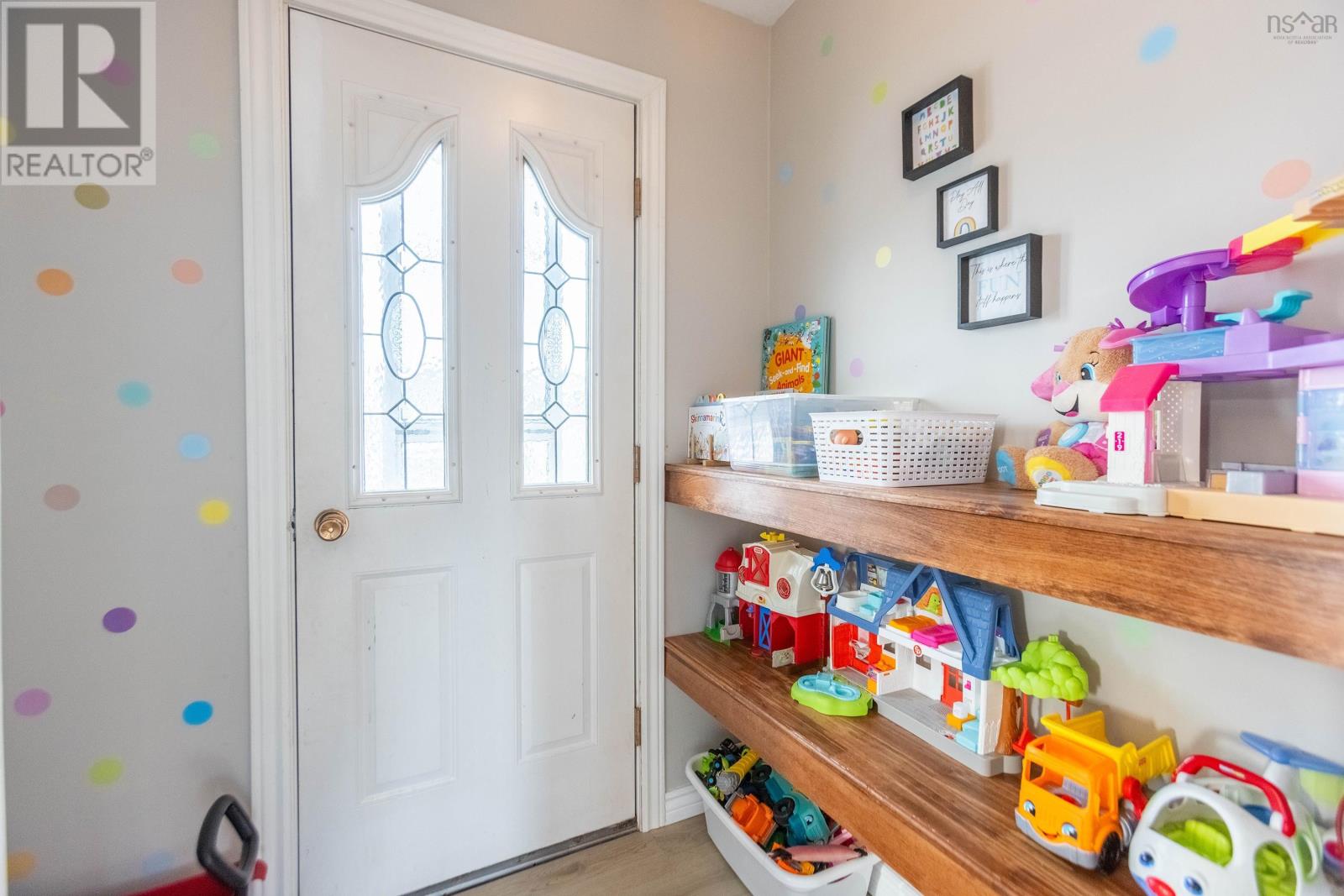 Property 23 of 49 of 3 Gilroy Street