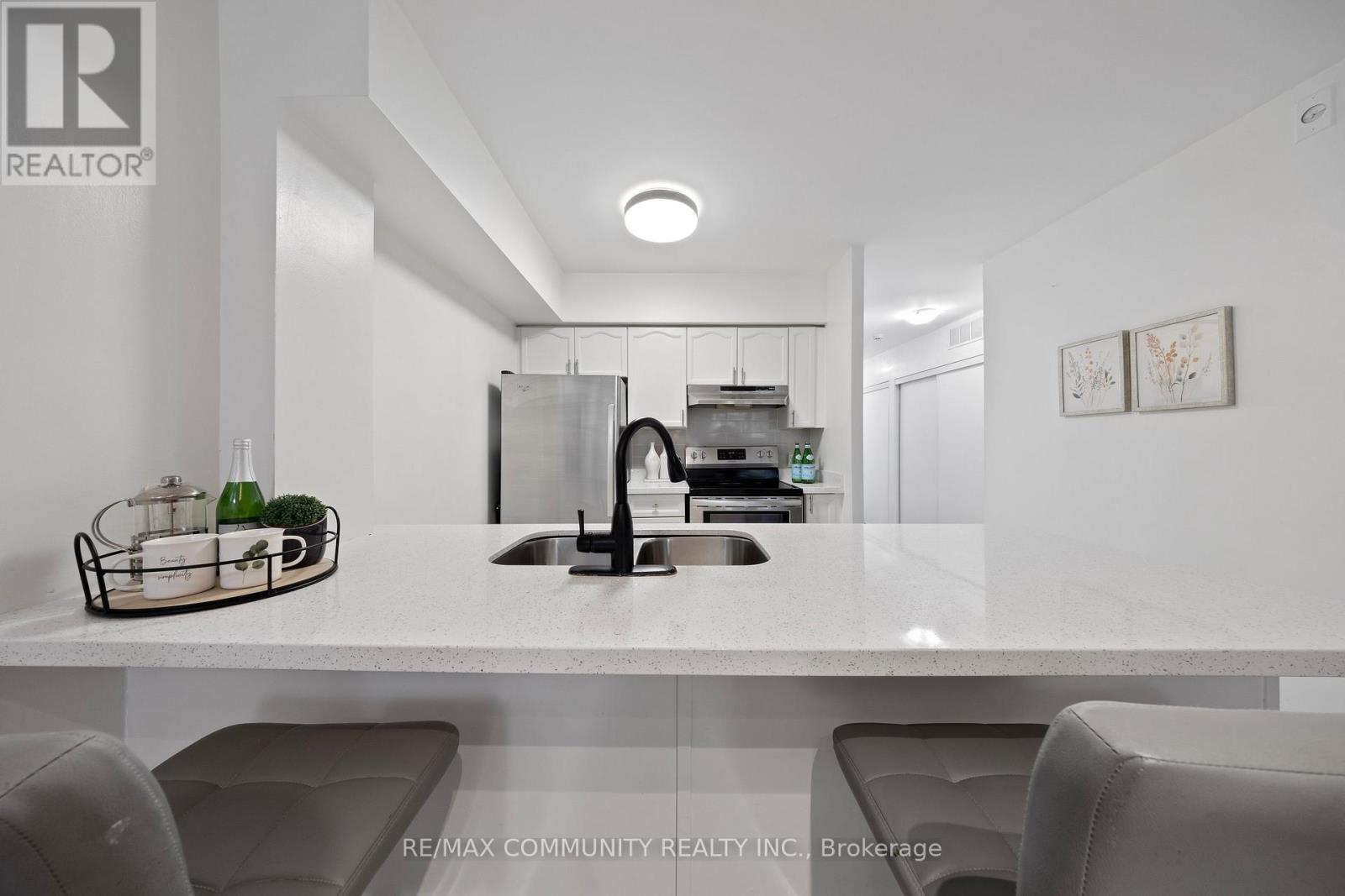 #101 1 SUDBURY STREET - 12