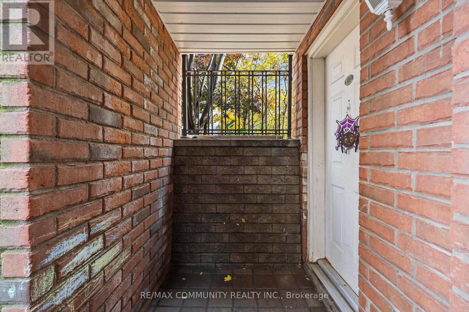 #101 1 SUDBURY STREET - 9