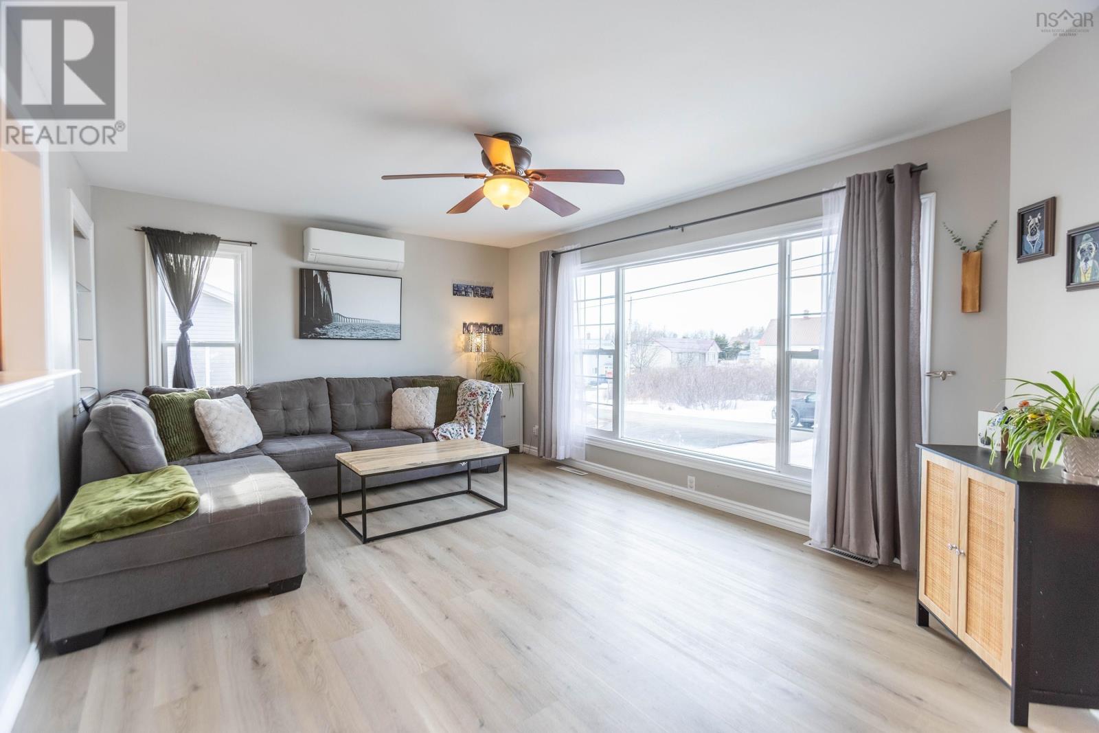 Property 22 of 49 of 3 Gilroy Street