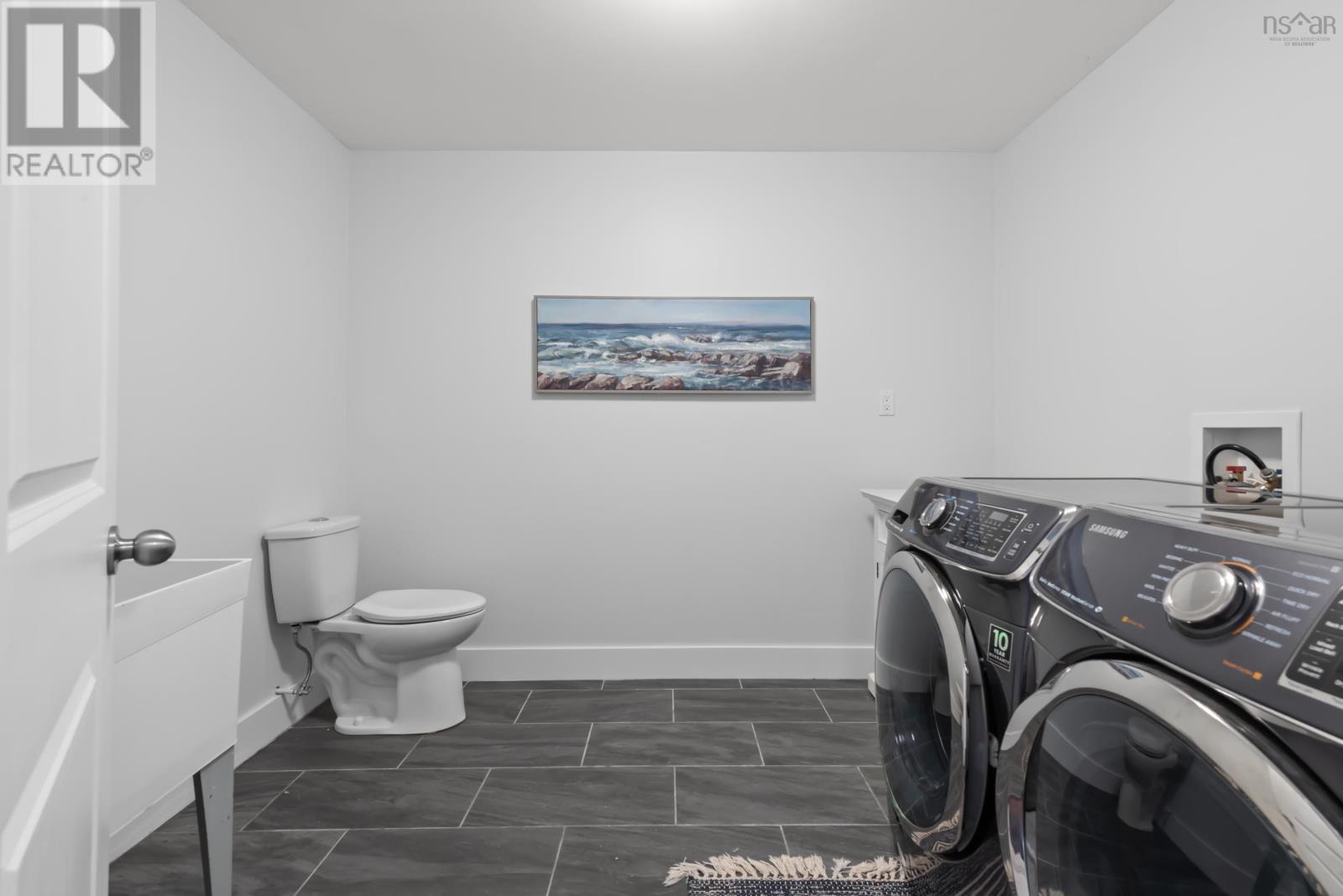 Property 24 of 32 of 92 Nadia Drive