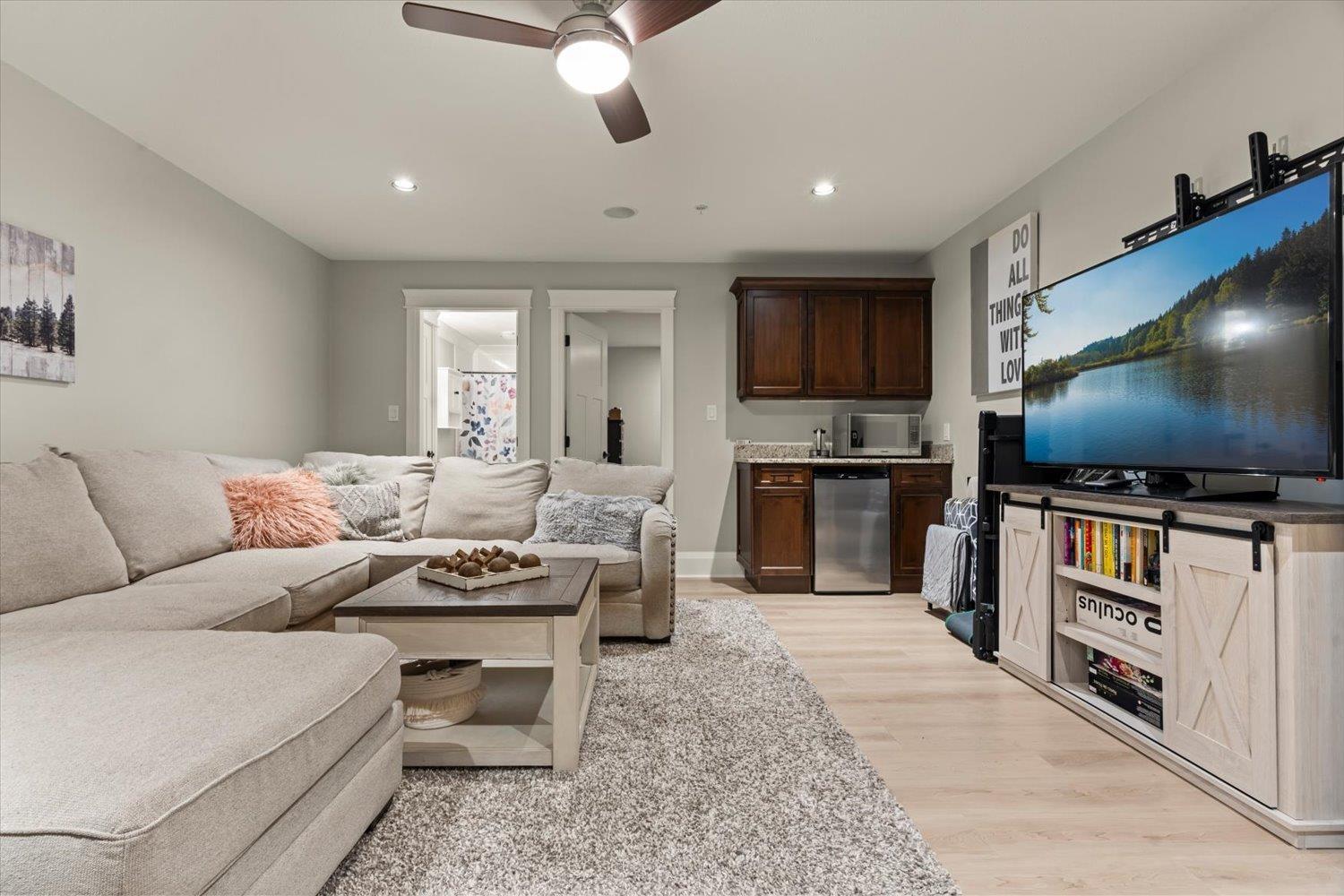 2 45154 NICOMEN CRESCENT, Garrison Crossing, Chilliwack
