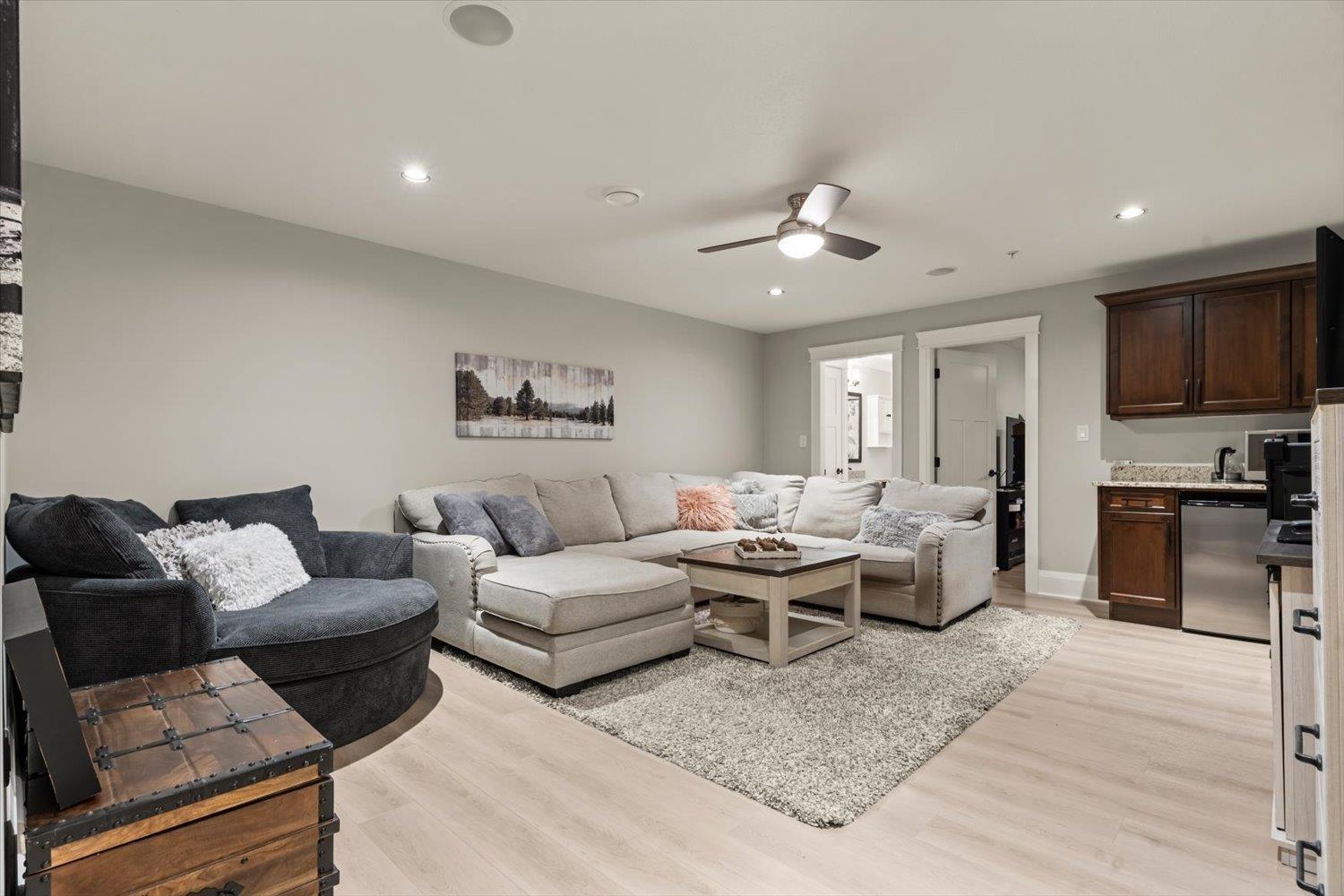 2 45154 NICOMEN CRESCENT, Garrison Crossing, Chilliwack