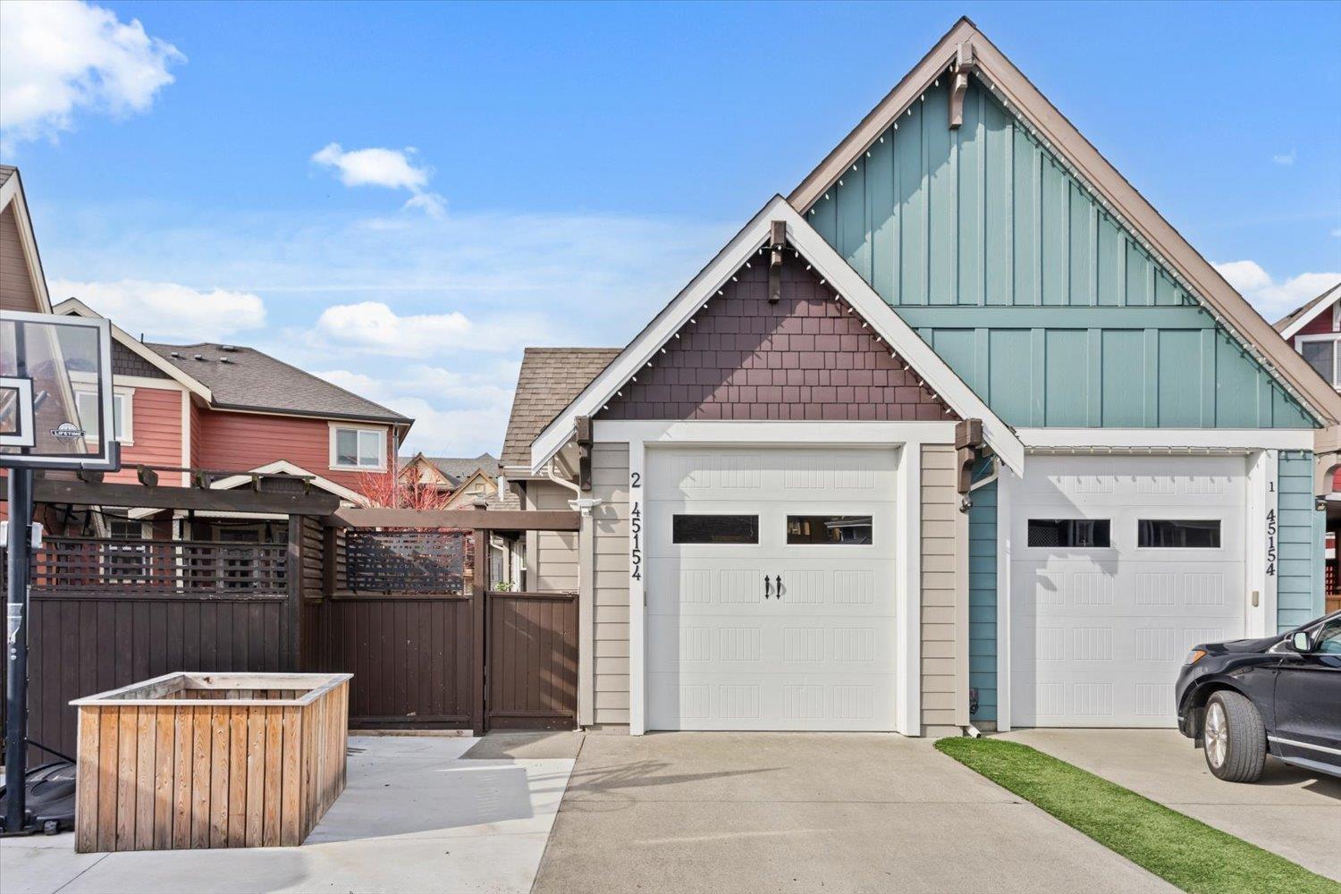 2 45154 NICOMEN CRESCENT, Garrison Crossing, Chilliwack
