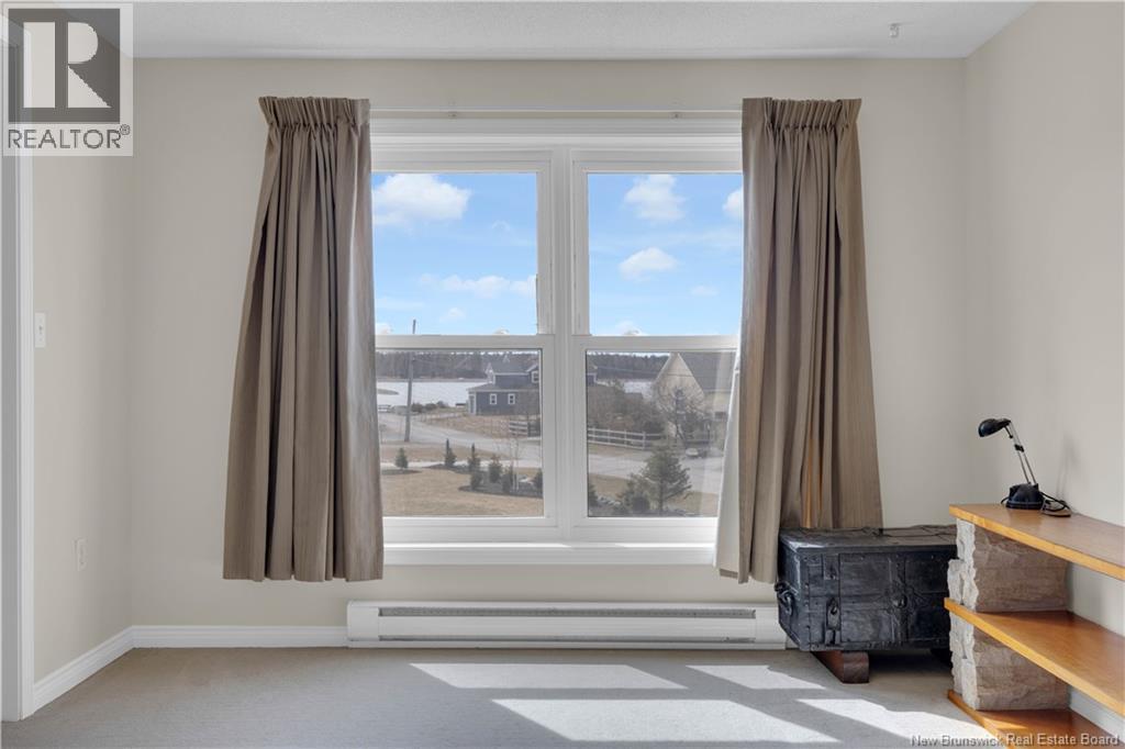 33 CHANDLER ROAD - 32