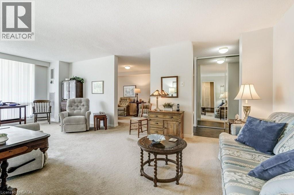2055 UPPER MIDDLE Road Unit# 205, Burlington, Ontario, L7P3P4 — Photo 8