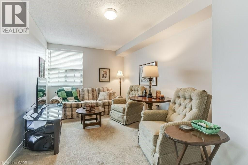 2055 UPPER MIDDLE Road Unit# 205, Burlington, Ontario, L7P3P4 — Photo 7