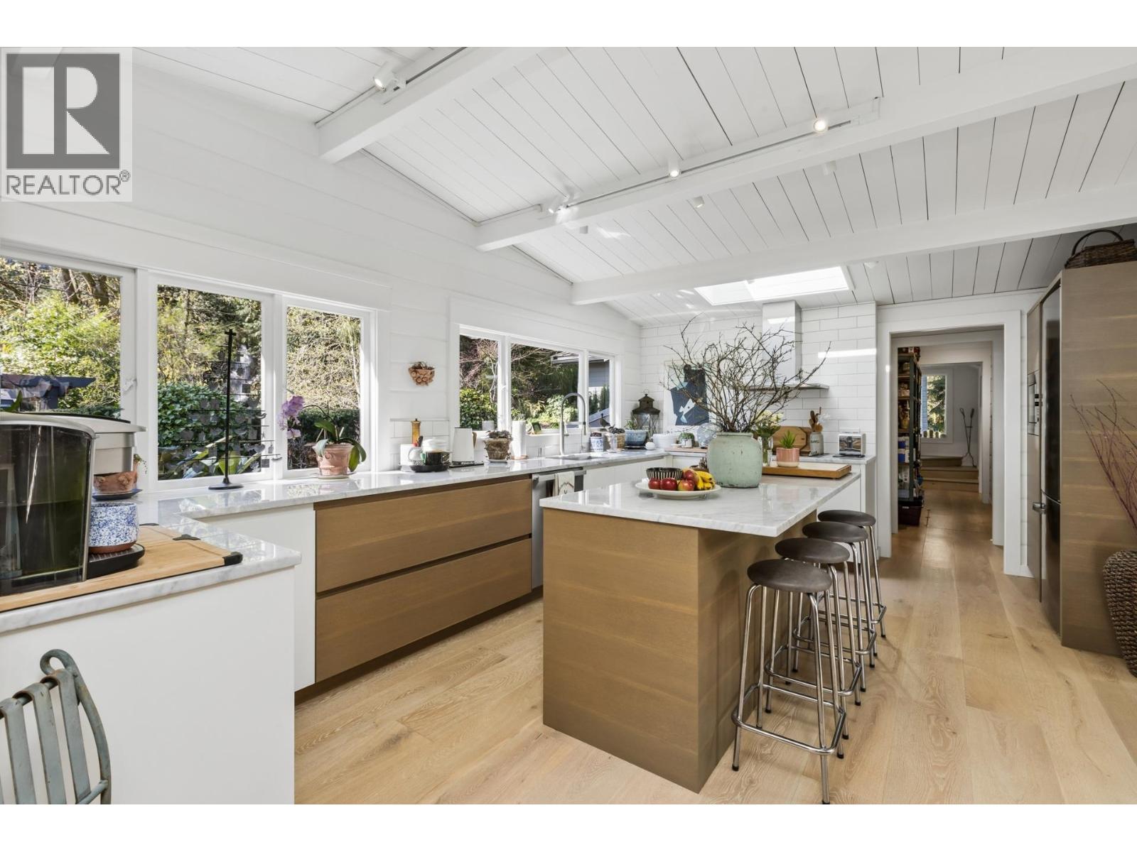 5457 INDIAN RIVER DRIVE, North Vancouver