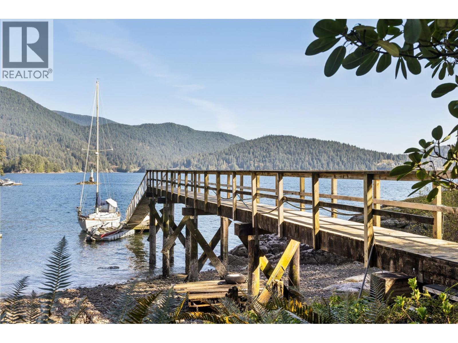 5457 INDIAN RIVER DRIVE, North Vancouver