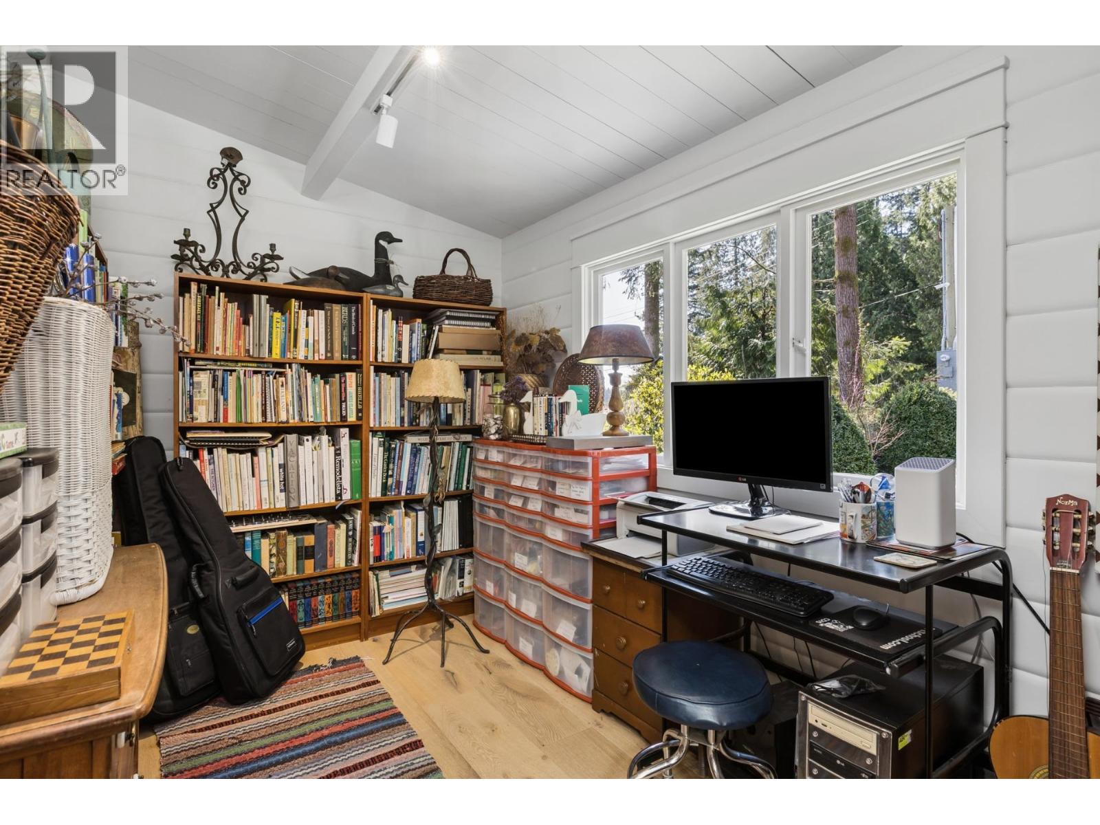 5457 INDIAN RIVER DRIVE, North Vancouver