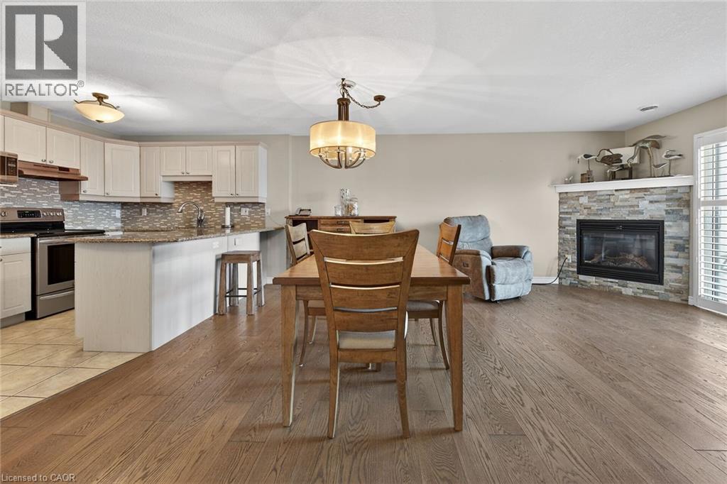 #205 12 ST ANDREW Street - 15