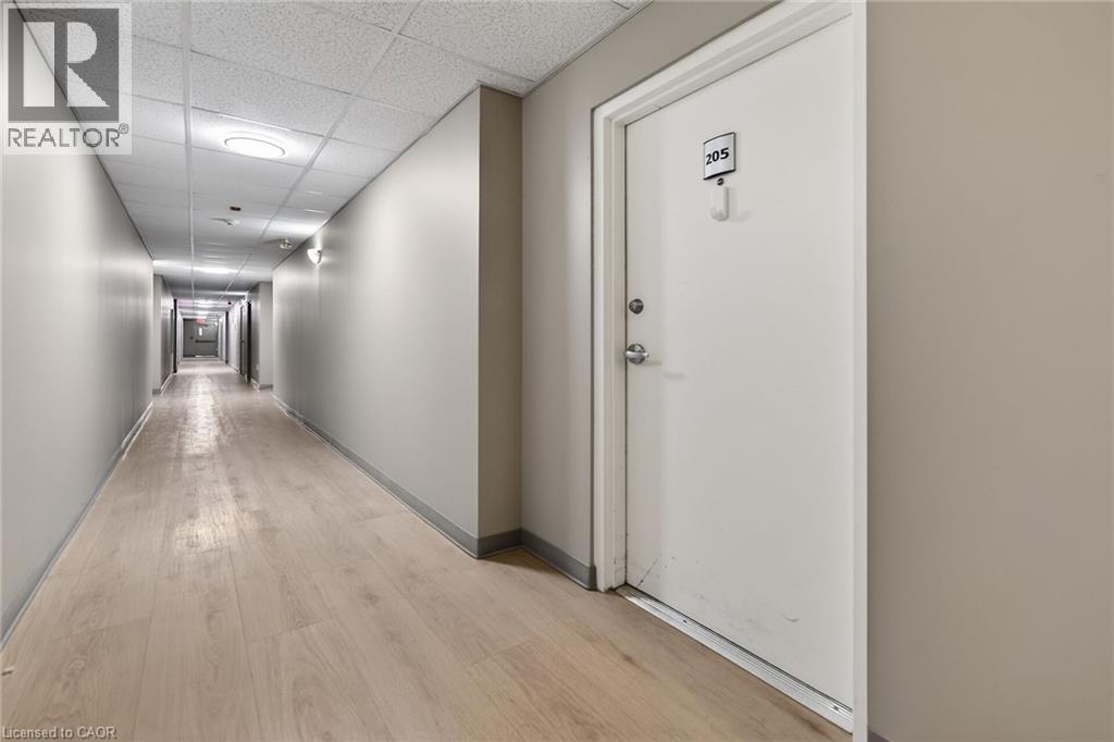 #205 12 ST ANDREW Street - 9